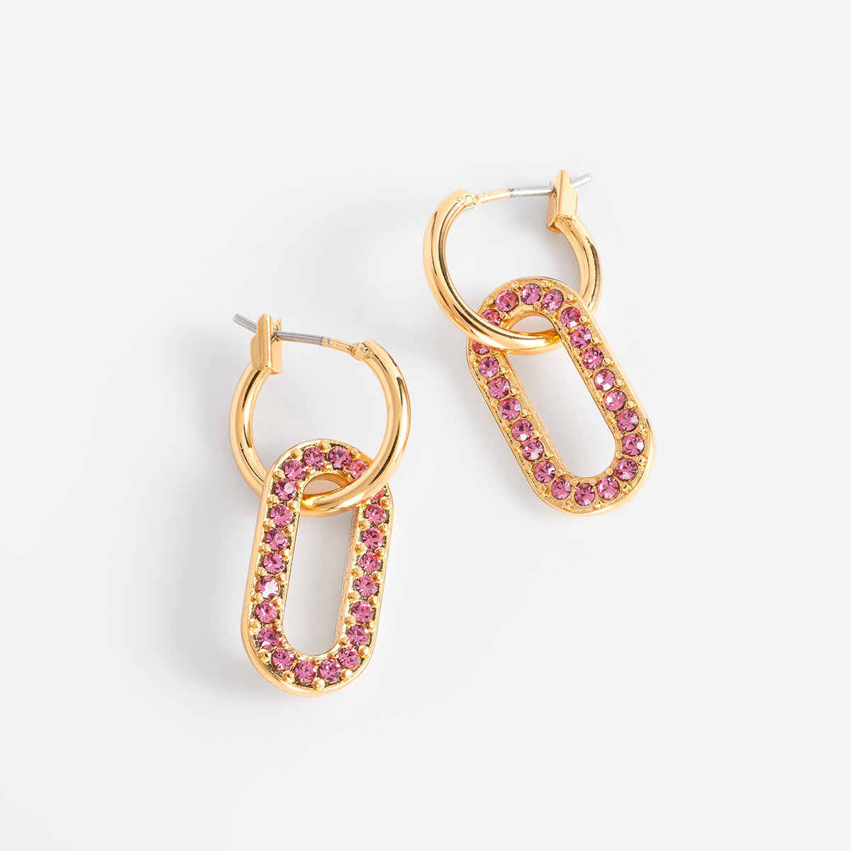 Aretes en baño de oro diseño eslabón piedras rosa brillante