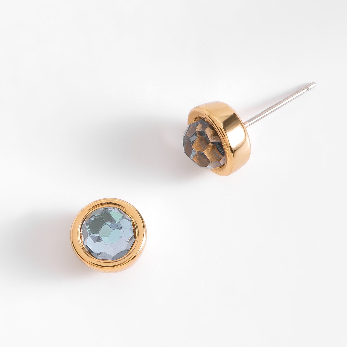 Aretes de botón