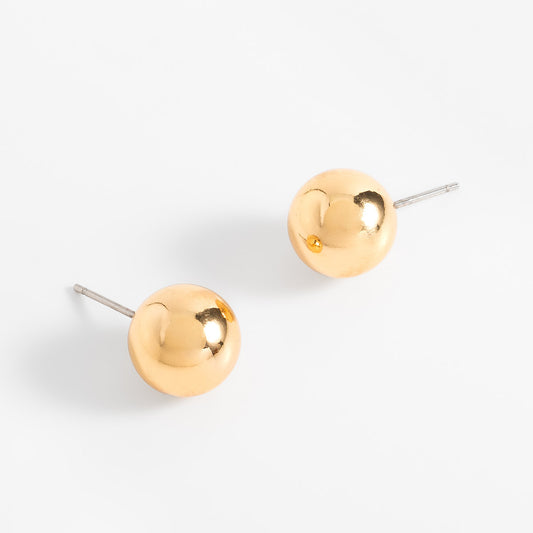 Aretes en baño de oro esfera diseño pulido minimalista