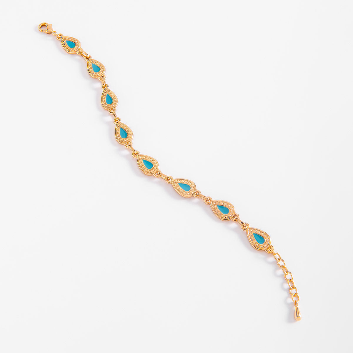 Pulsera con esmalte tono turquesa