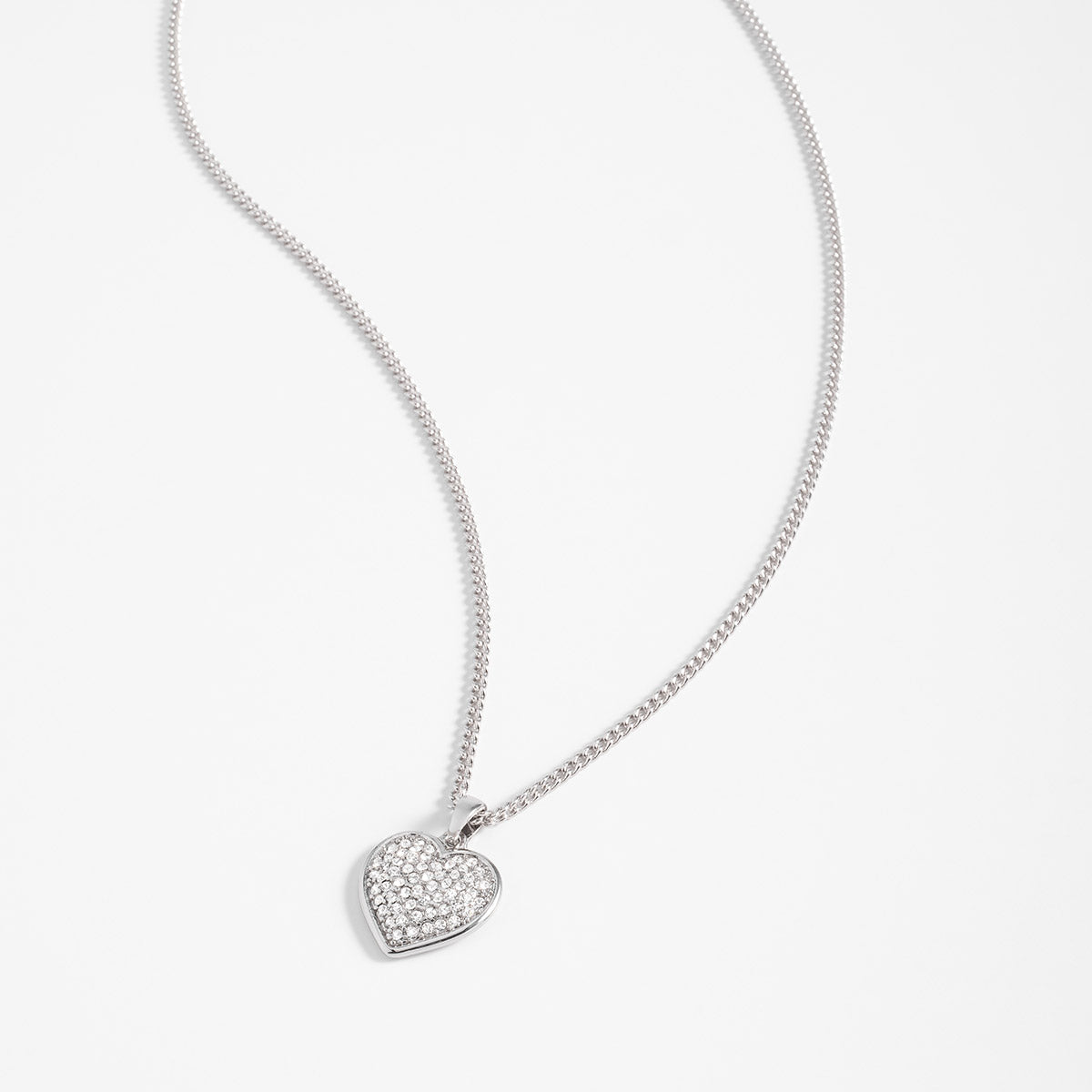 Collar en baño de rodio colgante corazón piedras cristal