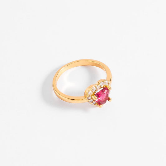 Anillo en forma de corazón fucsia
